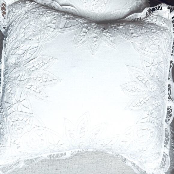 Battenberg Lace Accent Pillows - 2 White - Picture 5 of 7